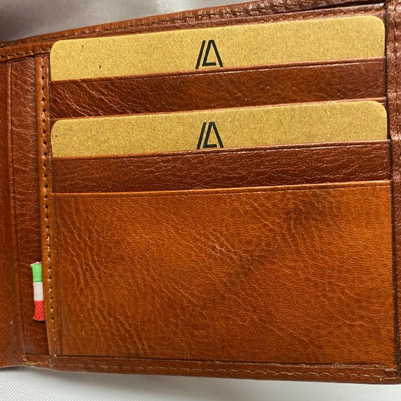 NWT Leather Architect Real Italian Leather RFID Bifold Wallet. - Picture 9 of 9